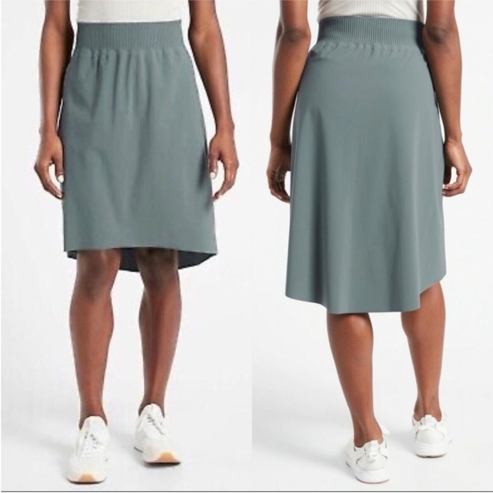 Athleta Sz S Light Blue Cosmic Skirt Athletic Gorpcore Hiking Outdoors